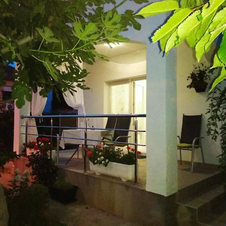 Radenka Zafron Apartment Vodice Extérieur photo