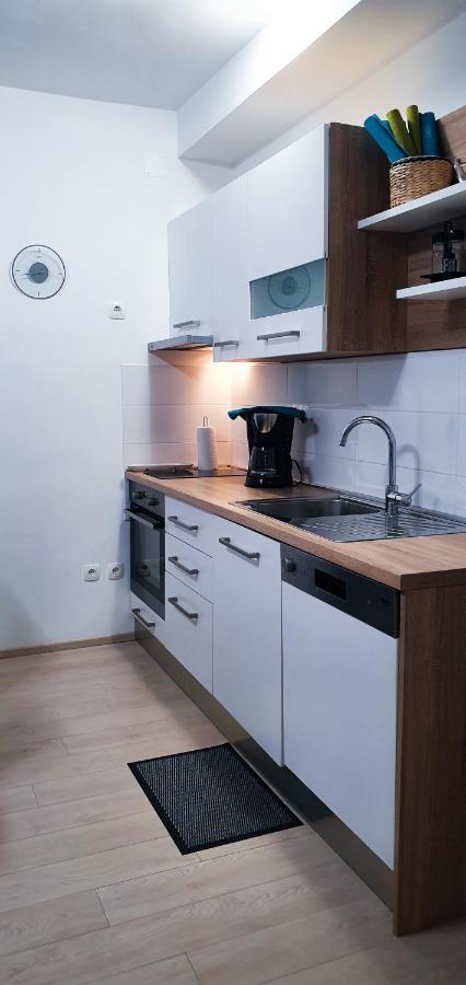 Radenka Zafron Apartment Vodice Extérieur photo