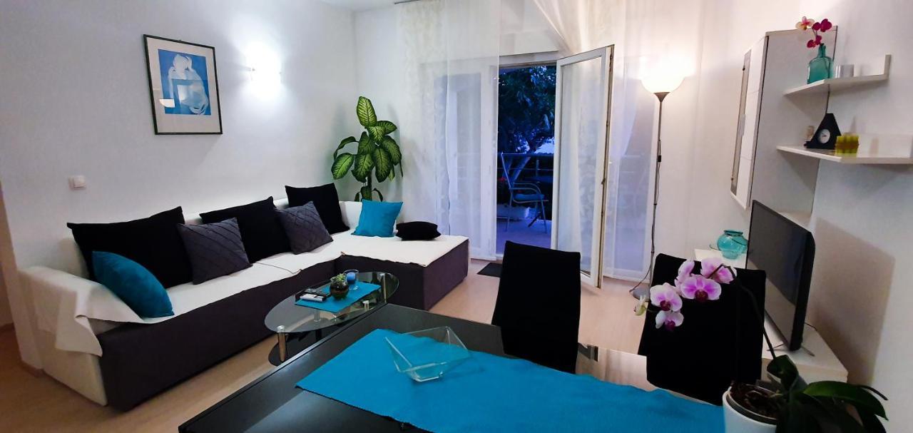 Radenka Zafron Apartment Vodice Extérieur photo
