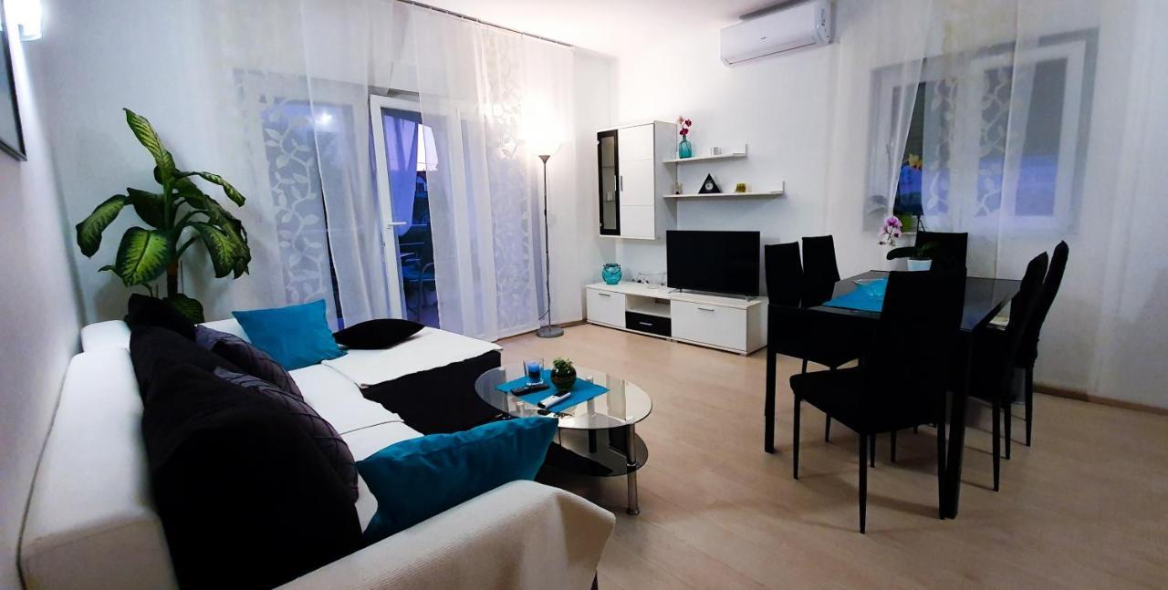 Radenka Zafron Apartment Vodice Extérieur photo
