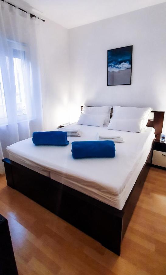 Radenka Zafron Apartment Vodice Extérieur photo