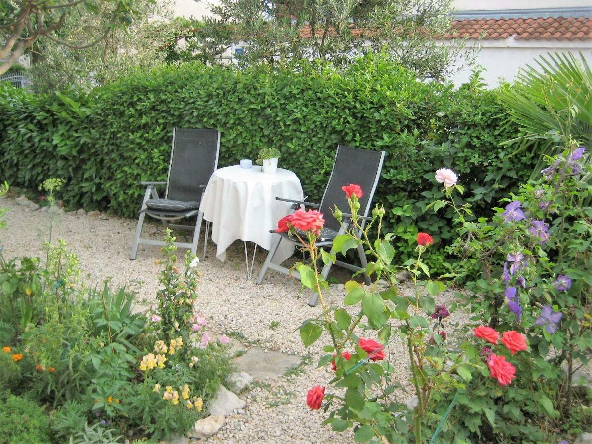 Radenka Zafron Apartment Vodice Extérieur photo