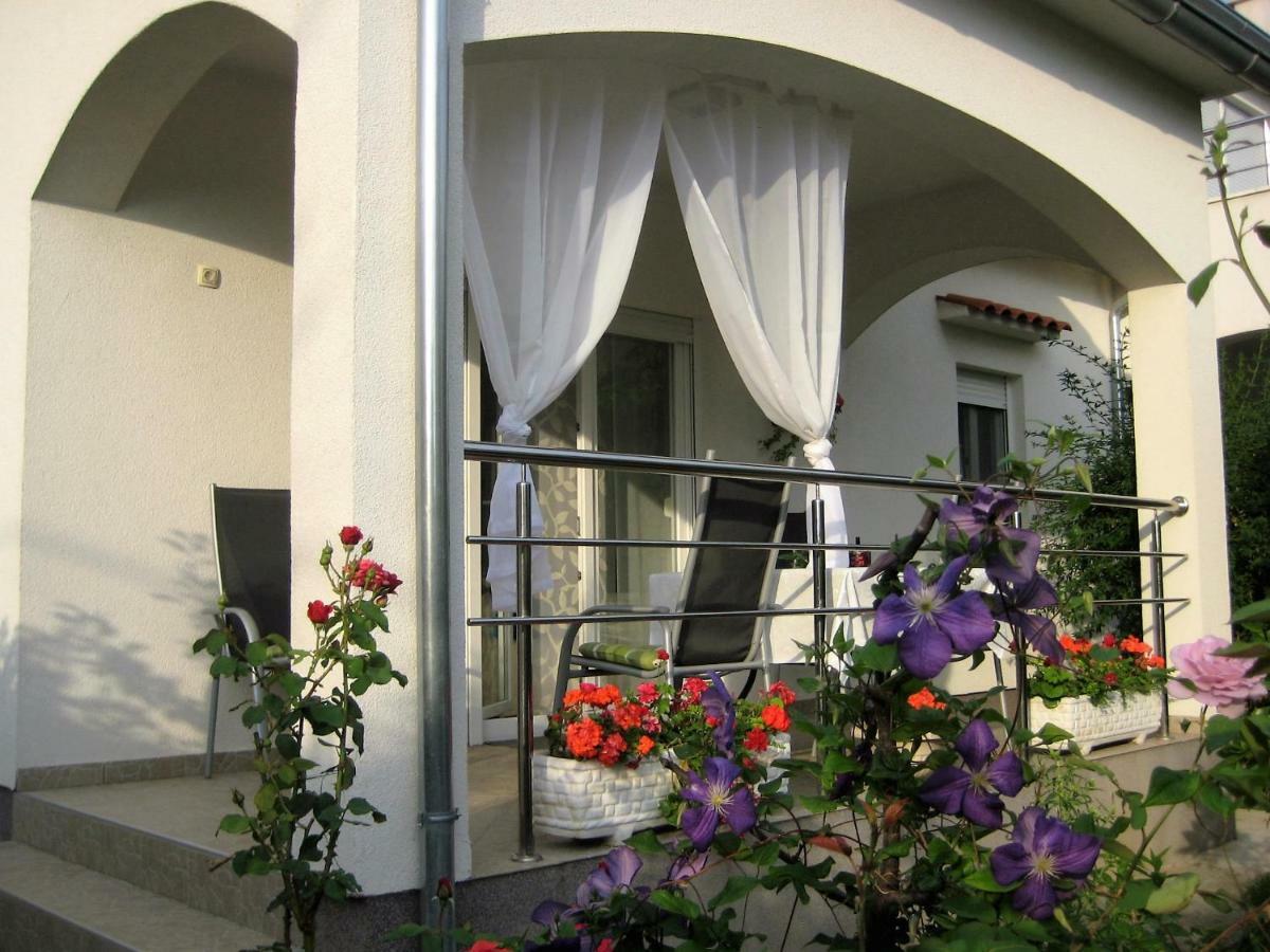 Radenka Zafron Apartment Vodice Extérieur photo