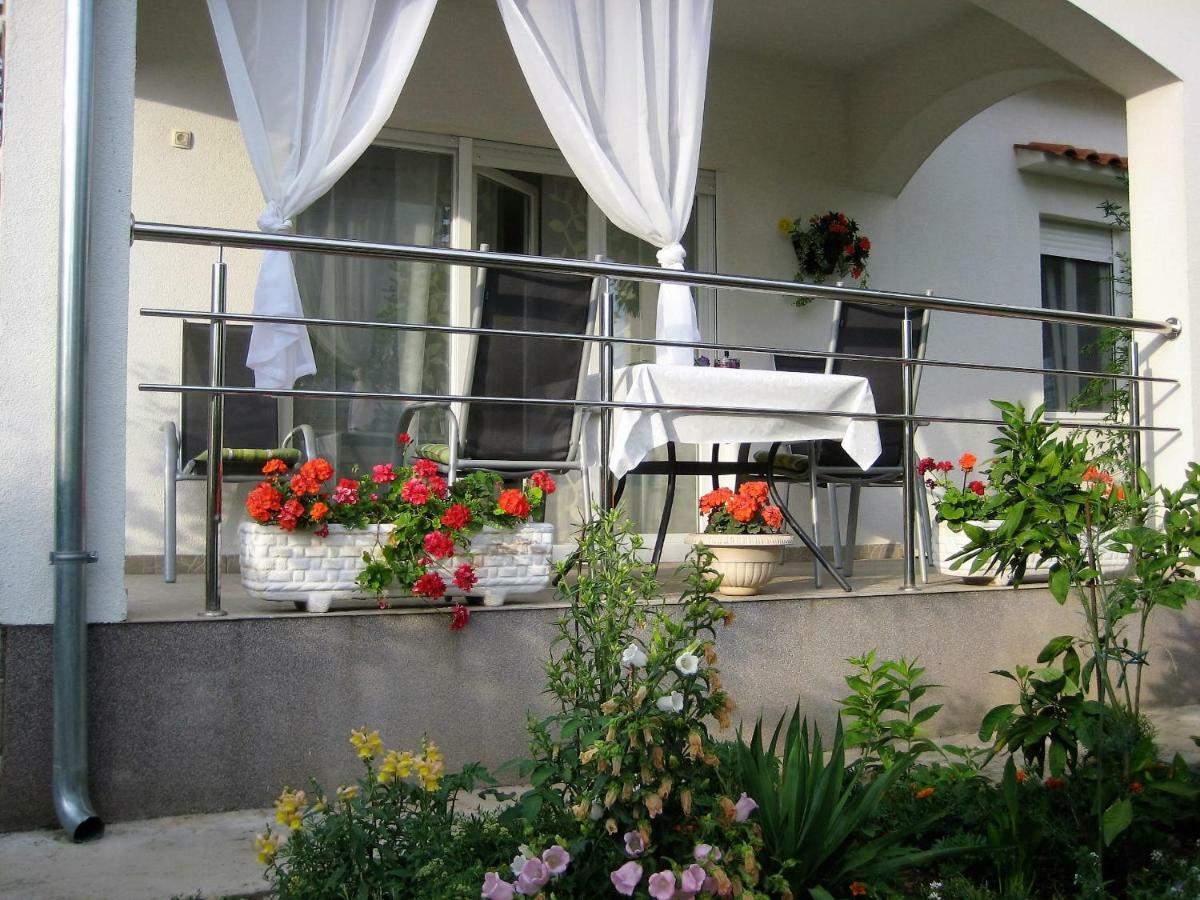 Radenka Zafron Apartment Vodice Extérieur photo